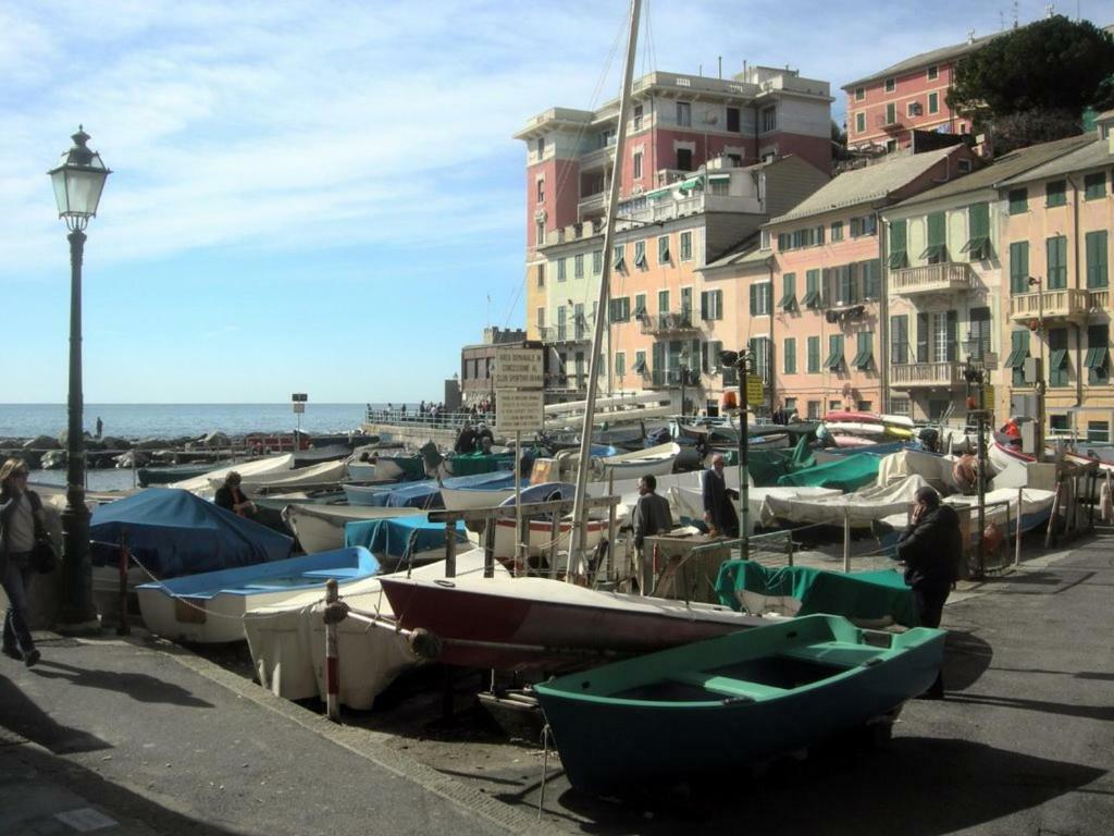 La Porta Accanto A Soli 900 Mt Dal Gaslini Genova Kültér fotó